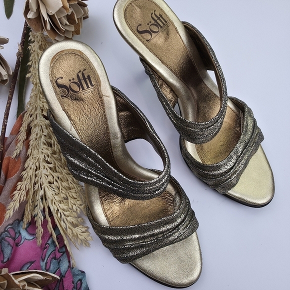 Sofft Women's Gold Sandals Kitten Heels Sz 7½ m - Picture 6 of 7